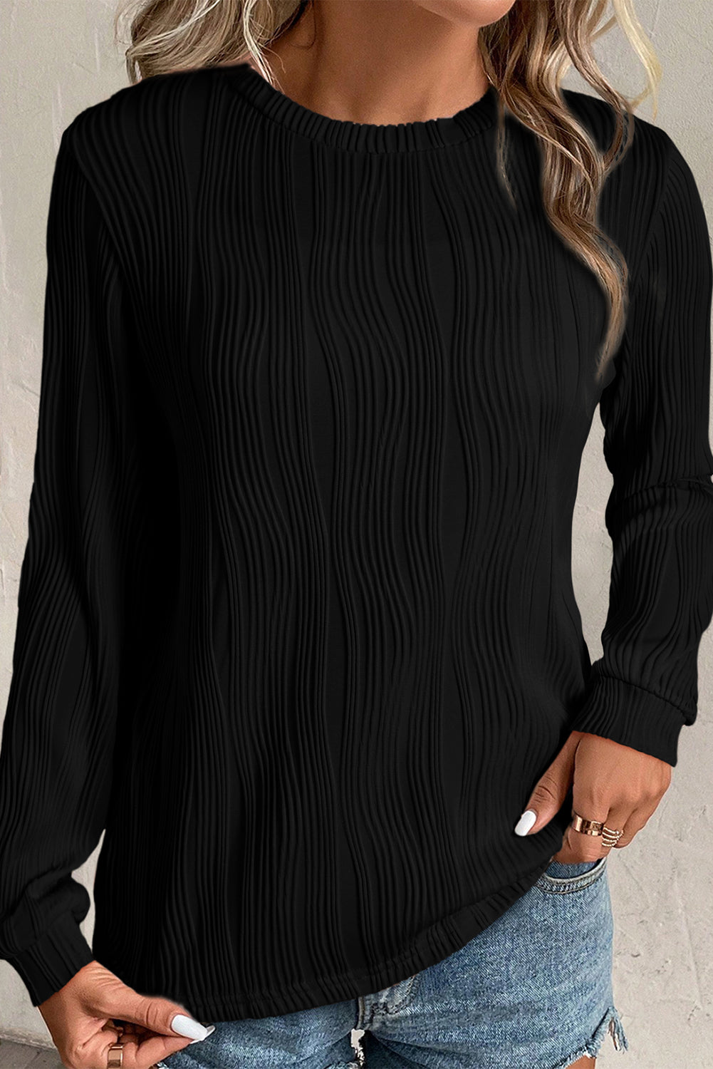 Black Wavy Textured Solid Color Drop Shoulder Pullover Top