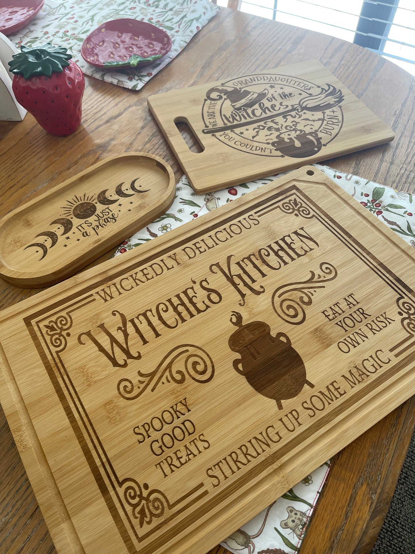 Large Bamboo Cutting Board "Witche's Kitchen"