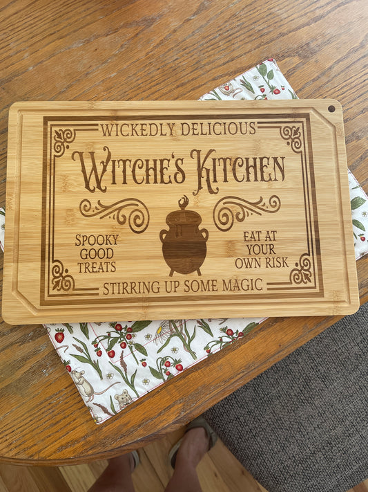 Large Bamboo Cutting Board "Witche's Kitchen"